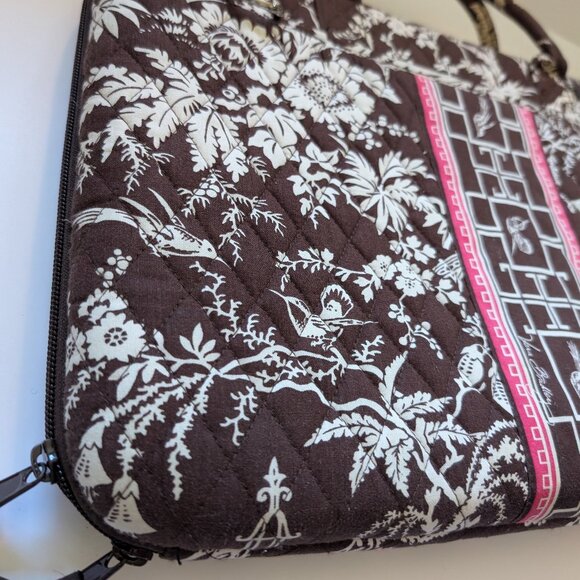 Vera Bradley Imperial Toile Brown & Pink Larger Laptop Case - Picture 3 of 16